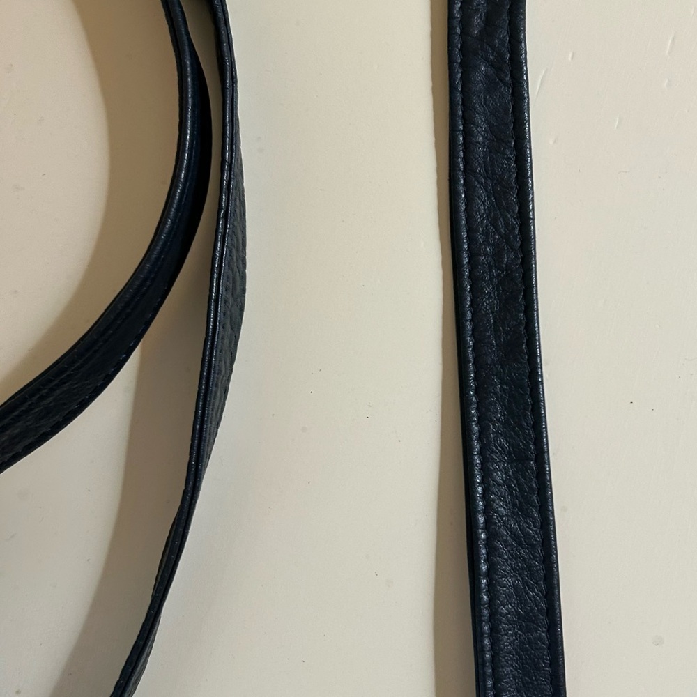 Blue Victoria Leather Co. crossbody/shoulder bag, made in USA - Picture 7 of 10